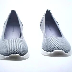 Karen Scott Kasenna Athletic Flats 9m Silver Gray White sole New Narrower fit